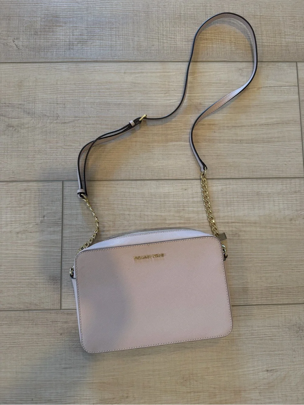 Michael Kors Blush jet set Crossbody Bag